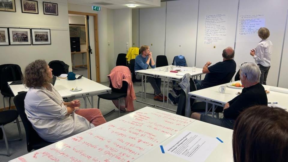 Lenkje til artikkel: Folkemøta i Florø og Måløy førre veke - Konkrete forslag til eit levande Kinn