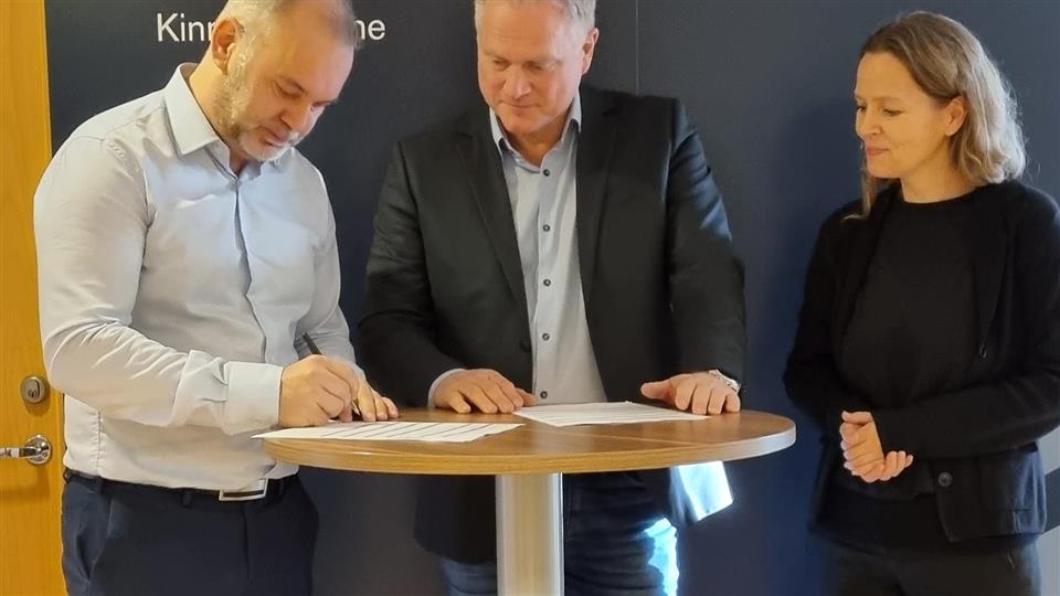 Lenkje til artikkel: Kontraktsignering med rådgjevargruppe for prosjektet Auka institusjonskapasitet